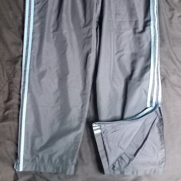 Vintage Adidas ClimaProof Stripe Mesh Lined Wind Pants Joggers Trainers - Picture 3 of 8